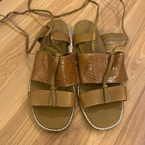 Vince Forster Leather & Watersnake Ankle-Wrap Sandals. Size 9. Dust bag incl. - Picture 2 of 11
